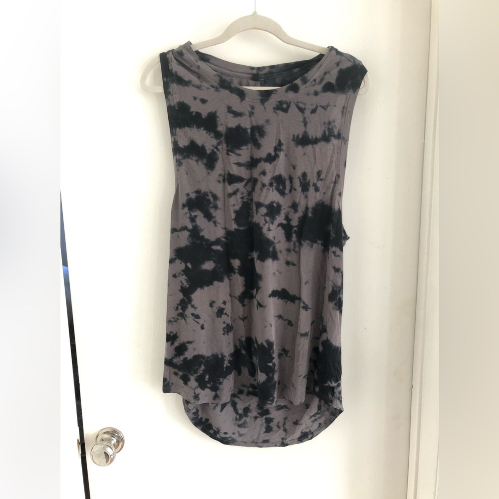 Lululemon Tie-Dye Sleeveless Top - Black and Gray